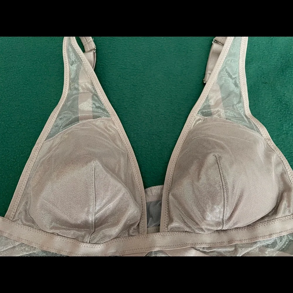 Victoria’s Secret Bralette - Picture 3 of 9